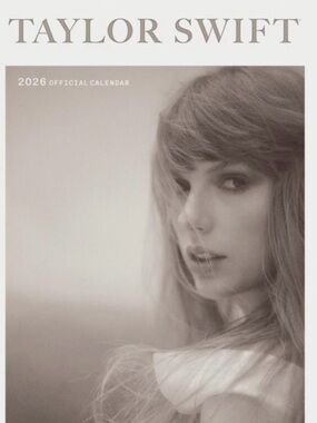 Taylor Swift Black & White Portrait Wall Calendar